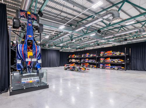 Oracle Red Bull  Racing Racing Launches 'The Warehouse'